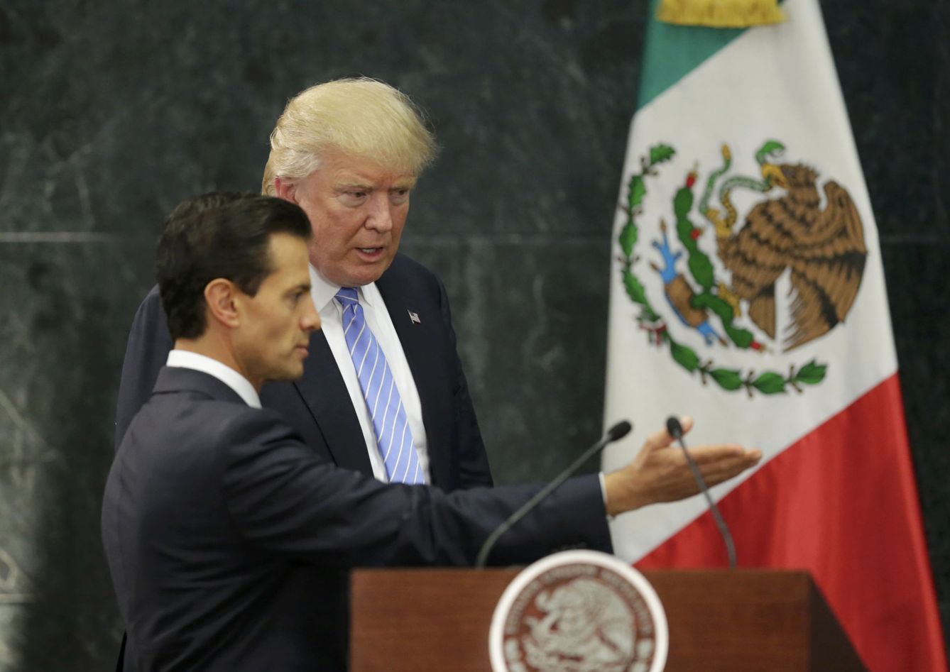 El presidente mexicano Enrique Peña Nieto en una rueda de prensa conjunta con Trump en la residencia oficial de Los Pinos, Ciudad de México. (Reuters)