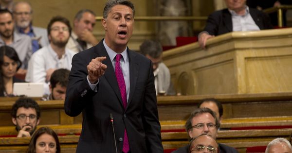 Foto: El lider del PPC, Xavier García Albiol, durante una de sus intervenciones en el Parlament de Cataluña. (Efe) 