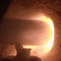 Foto: Un cañón perforador de plasma en acción (Quaise)