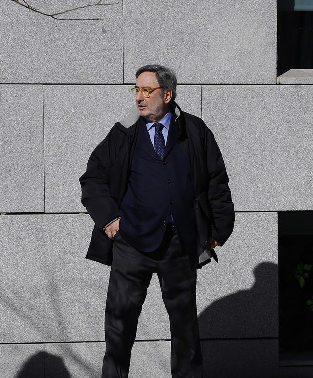 Foto: El expresidente de Catalunya Caixa Narcís Serra a su salida de la Audiencia Nacional. (EFE) 
