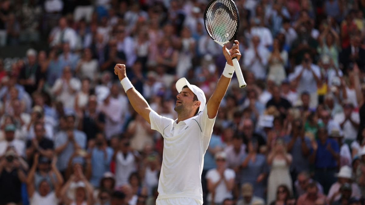 Djokovic gana su séptimo Wimbledon y se queda a uno de Federer (4-6, 6-3, 6-4 y 7-6)