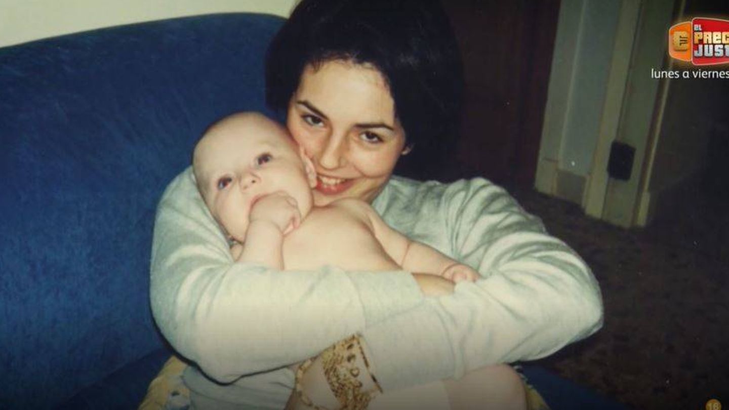 Rocío, con su hija en una imagen de archivo. (Mediaset)