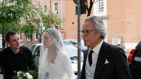La boda de Victoria Montes Suelves: una falda abullonada, lluvia y los looks de las invitadas