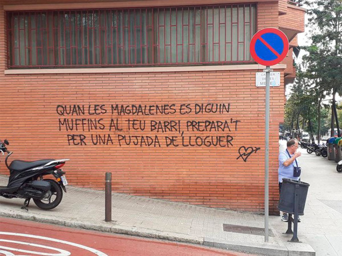 Foto: El grafiti sobre el precio de los alquileres en España que se ha hecho viral (Twitter @JuliaGuillamon)
