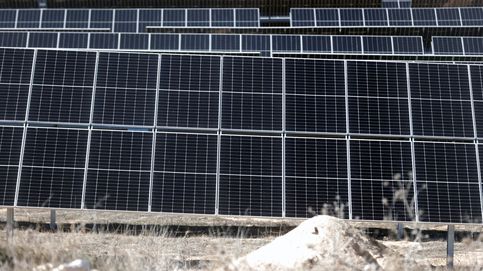 Telefónica irrumpe en renovables con Repsol y crean una sociedad para instalar paneles solares 