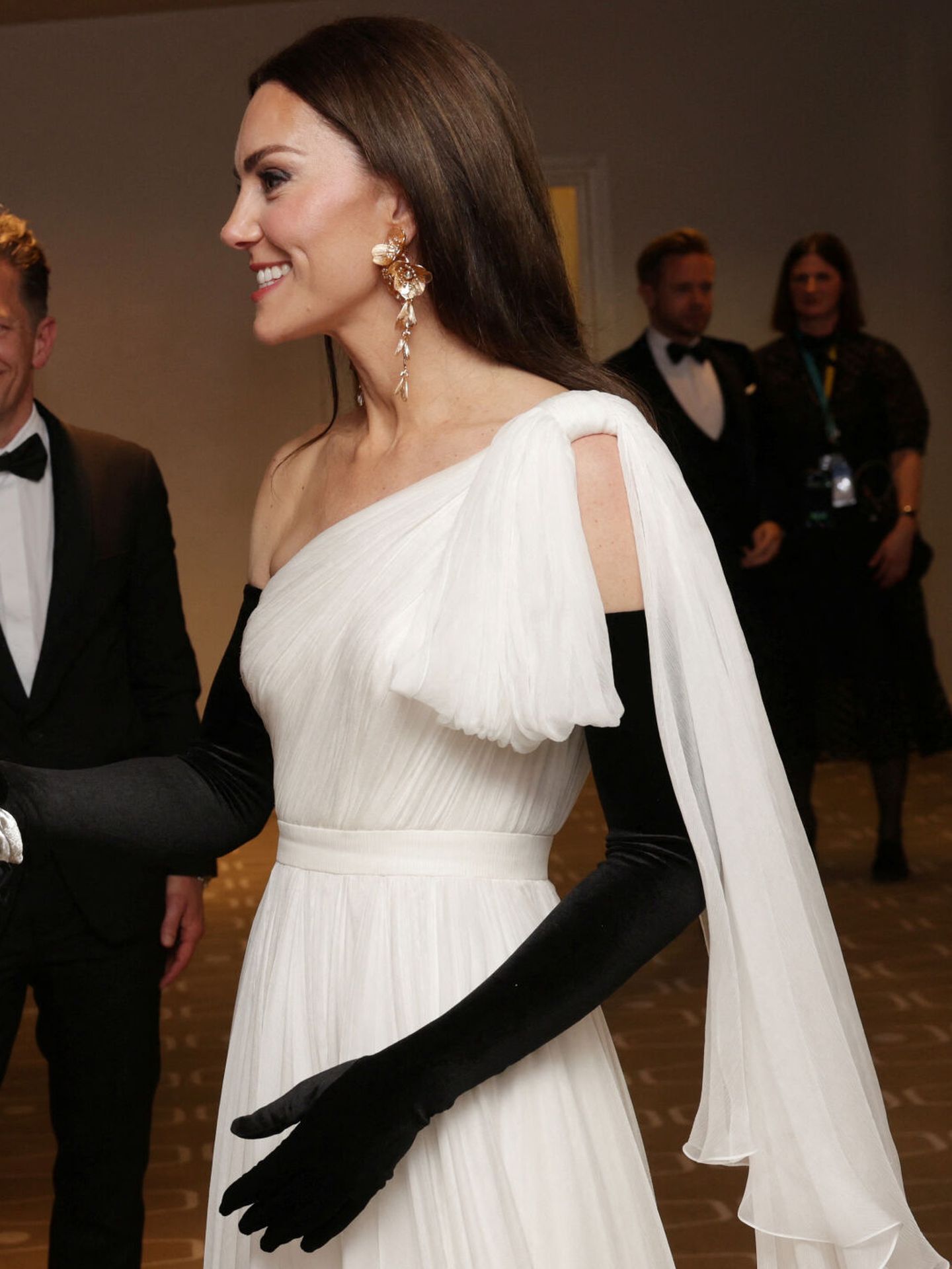 Kate Middleton, con pendientes de Zara. (Reuters/Pool/Chris Jackson)
