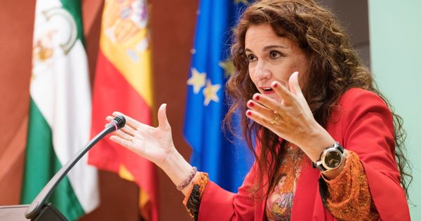 Foto: María Jesús Montero durante su etapa de consejera de Hacienda de Andalucía (Efe)