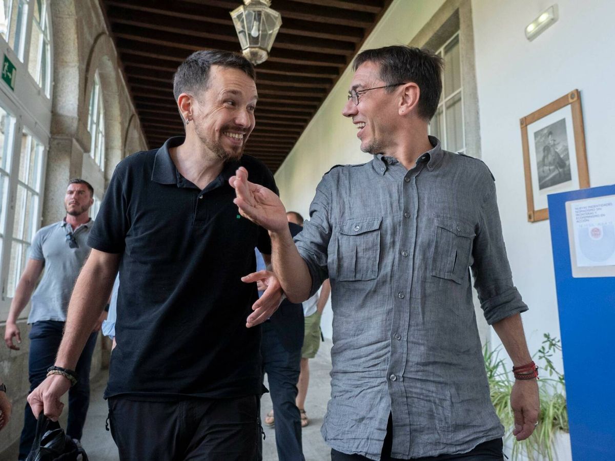 Foto: El exvicepresidente del Gobierno de España, Pablo Iglesias (i) y el cofundador de Podemos, Juan Carlos Monedero (d). (Alberto Ortega/Europa Press)