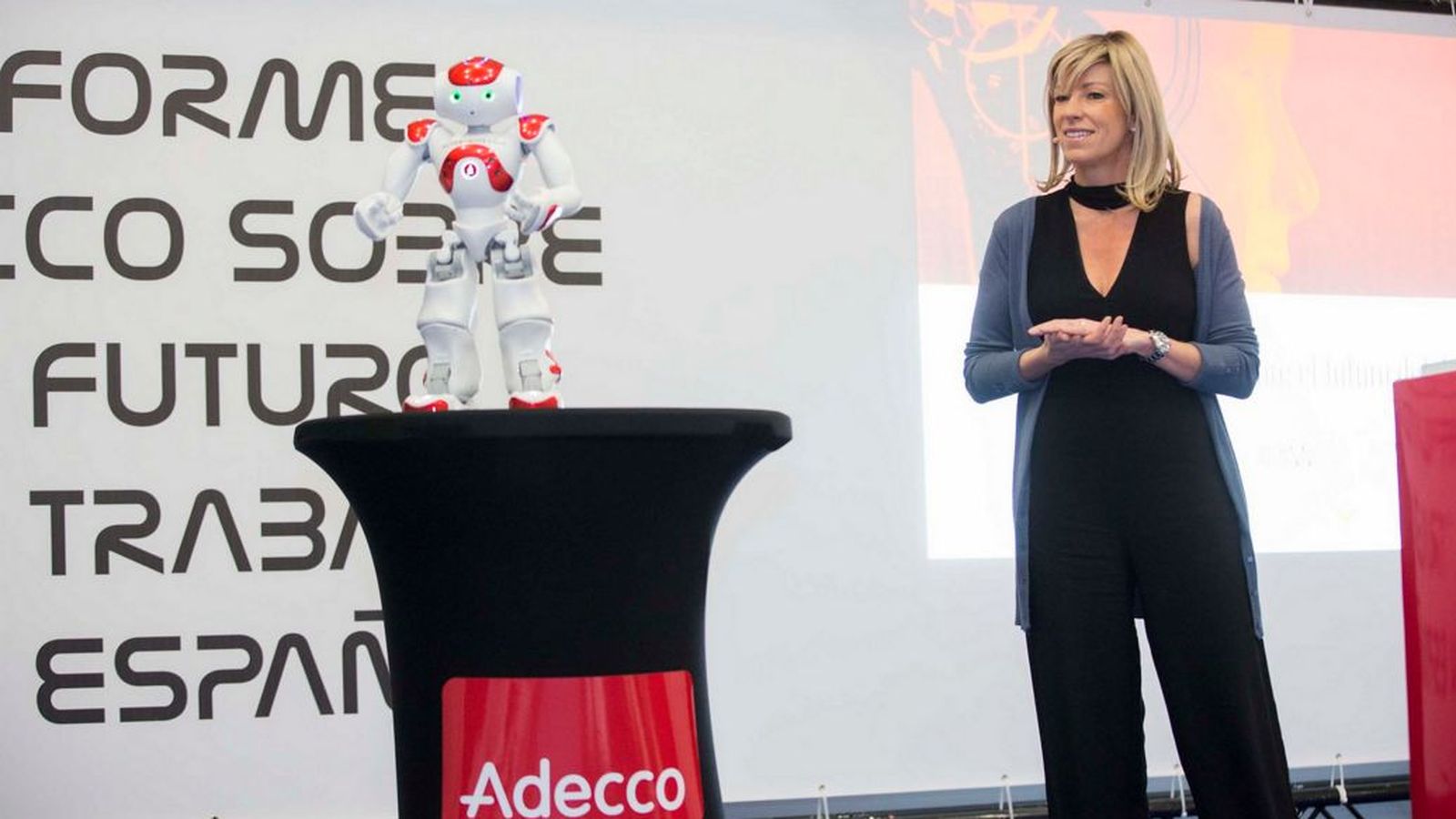 Foto: Margarita Álvarez, directora de marketing y comunicación de Adecco, en la presentación del informe sobre el futuro del trabajo en España. (Adecco)