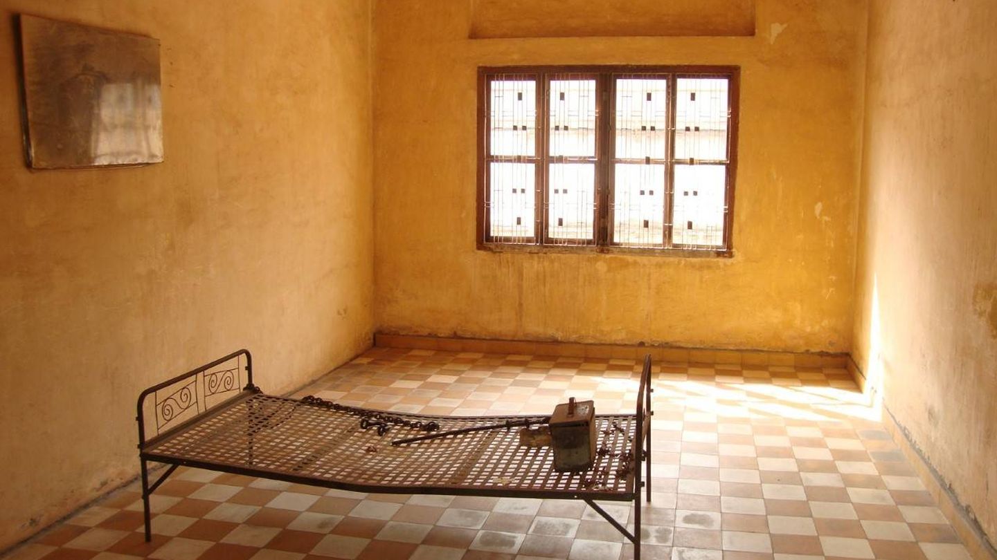 Sala de torturas en Tuol Sleng (J.B.)