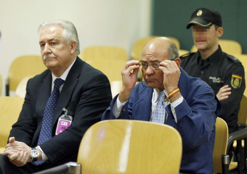 Foto: El expresidente de CEOE durante un juicio (Efe)