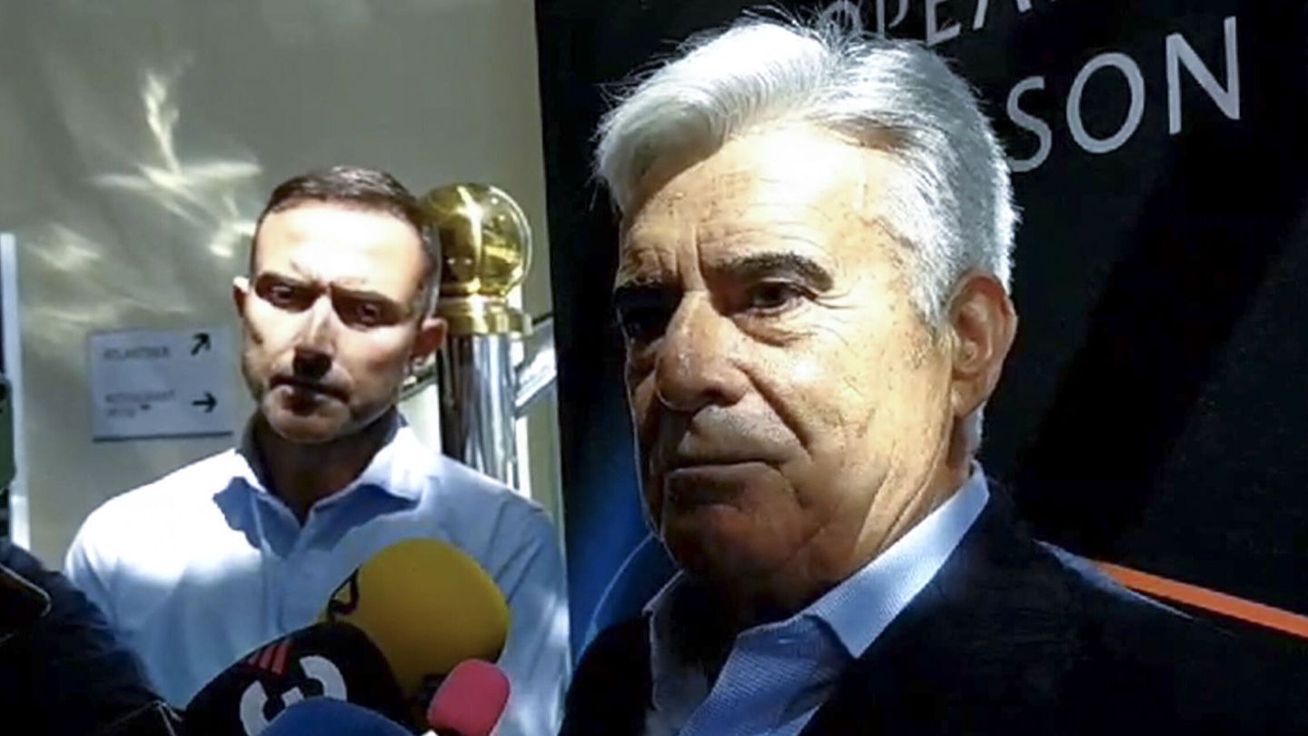 Pedro Rocha se reunió con Víctor Francos. (EFE/Chema Moya)