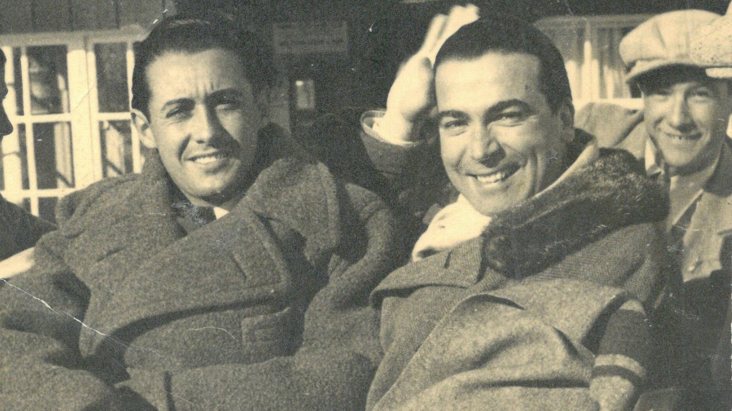 Wladzio d'Attainville y Cristóbal Balenciaga, en Suiza. Esta es la fotografía regalada por Cristóbal Balenciaga a Juan Emilas en 1948 tras el fallecimiento de D'Attainville. (Cortesía de la familia Emilas) 