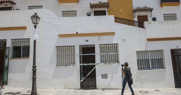 Foto: Fachada de la casa del barrio bajo de Arcos de la Frontera (EFE)