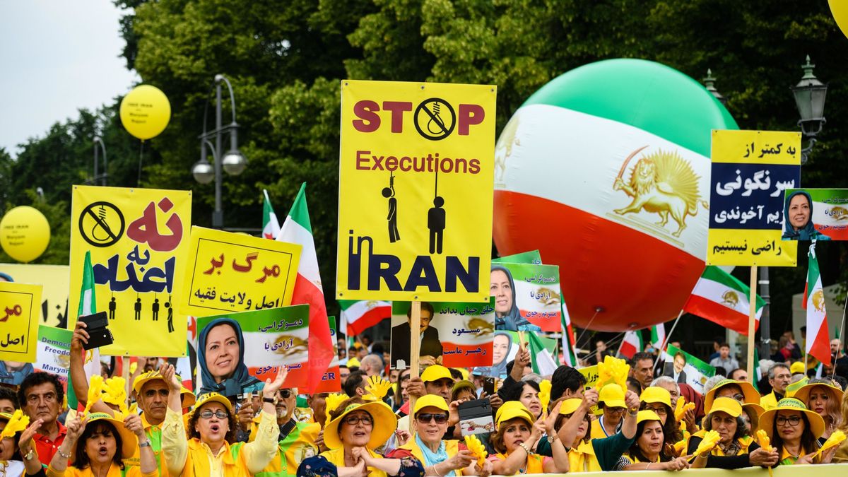 El largo brazo de los ayatolás: viaje por los servicios secretos iraníes en Europa
