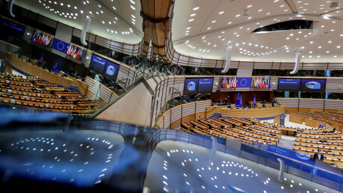 Foto: El hemiciclo del Parlamento Europeo, antes de un pleno celebrado este lunes. (EFE)