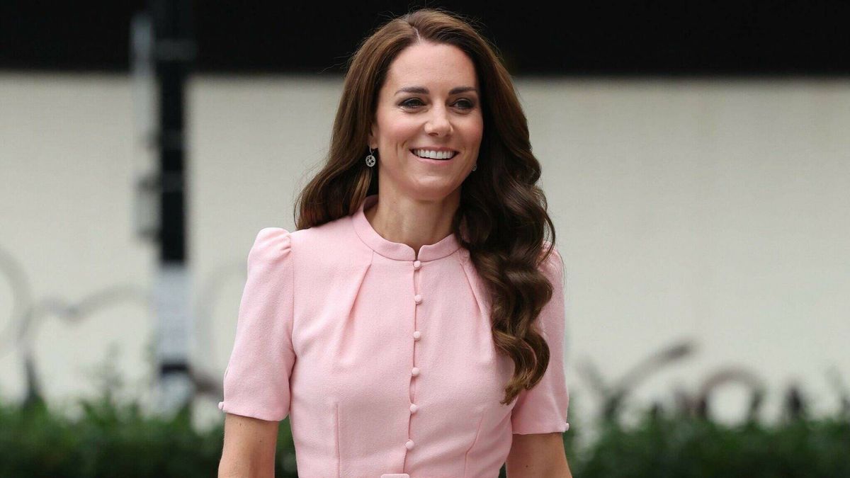 Los errores que cometió Kate Middleton, según los expertos: qué detalles de la foto desvelaron el Photoshop