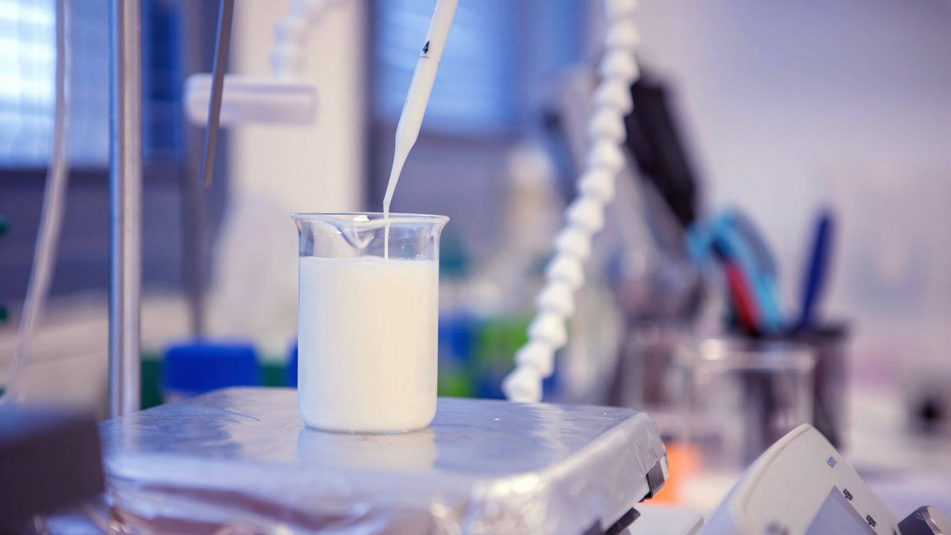 Foto: Esta leche sintética de vaca sabe igual que la real, según afirman sus creadores. (Remilk)