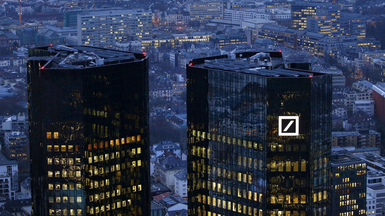 Foto: Oficinas centrales de Deutsche Bank en Francfort