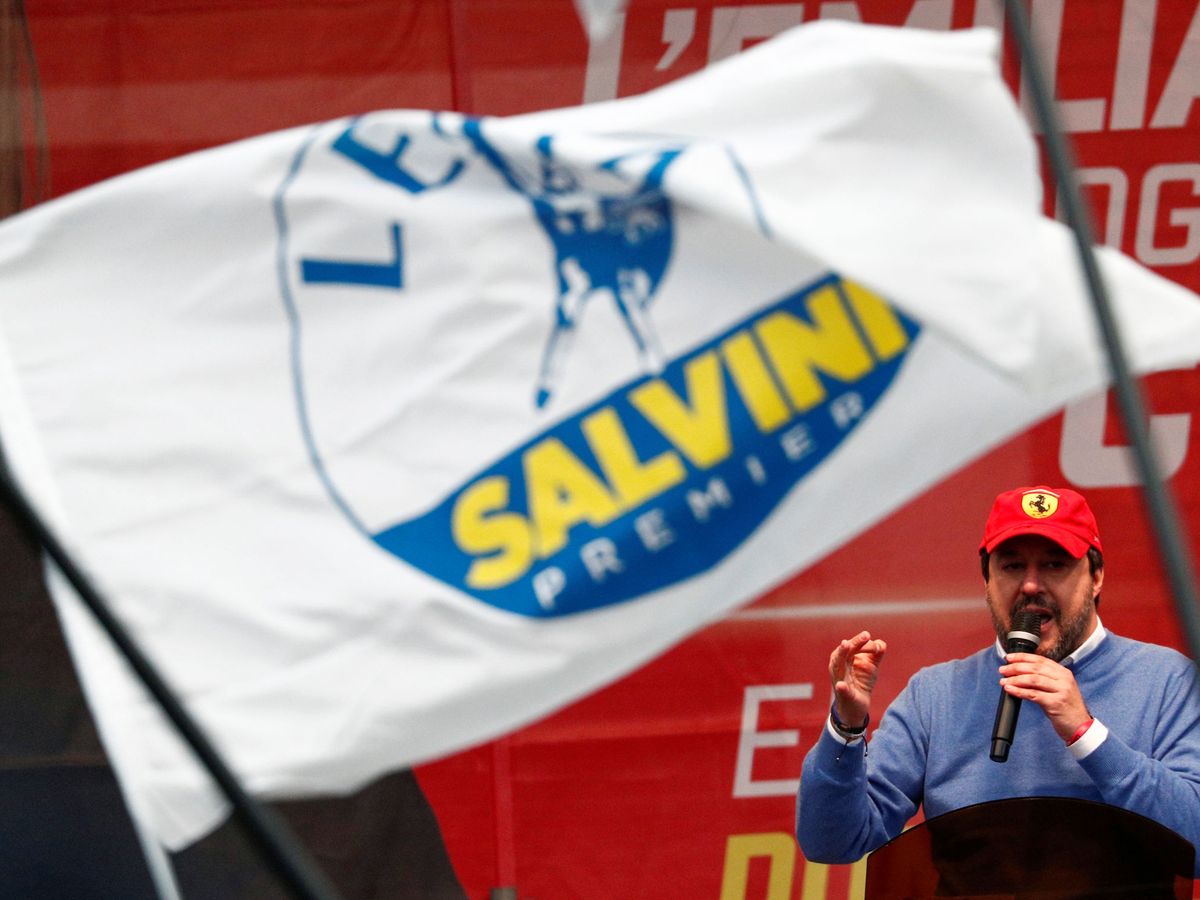 Foto: Matteo Salvini en un mítin en Emilia Romaña. (Reuters) 