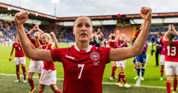 Foto: Dinamarca celebra su victoria frente a Austria en la semifinal del Campeonato Europa Femenino 2017 (EFE)