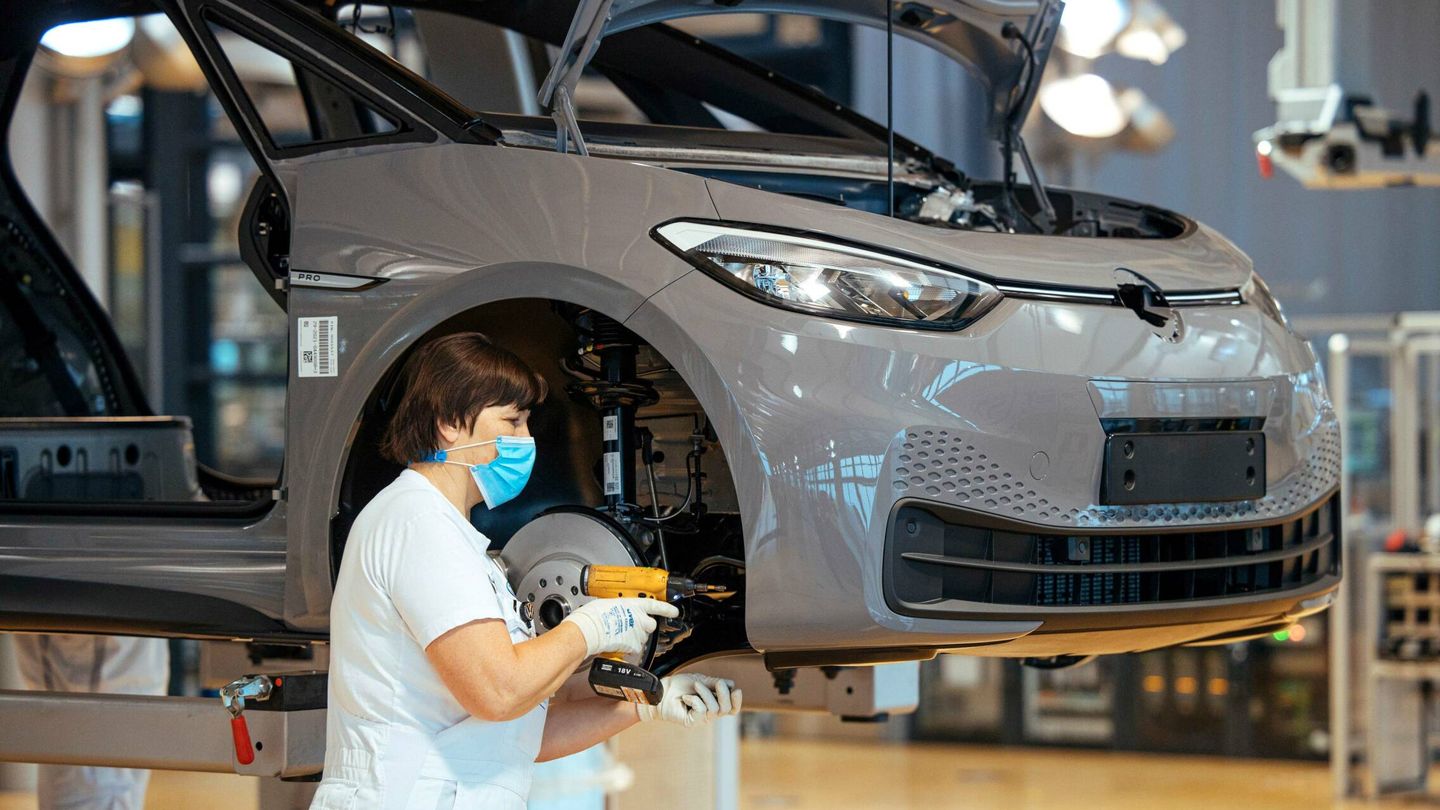 Volkswagen quiere convertir sus centros en fábricas inteligentes, optimizando su producción y consiguiendo que sea más eficiente y flexible.