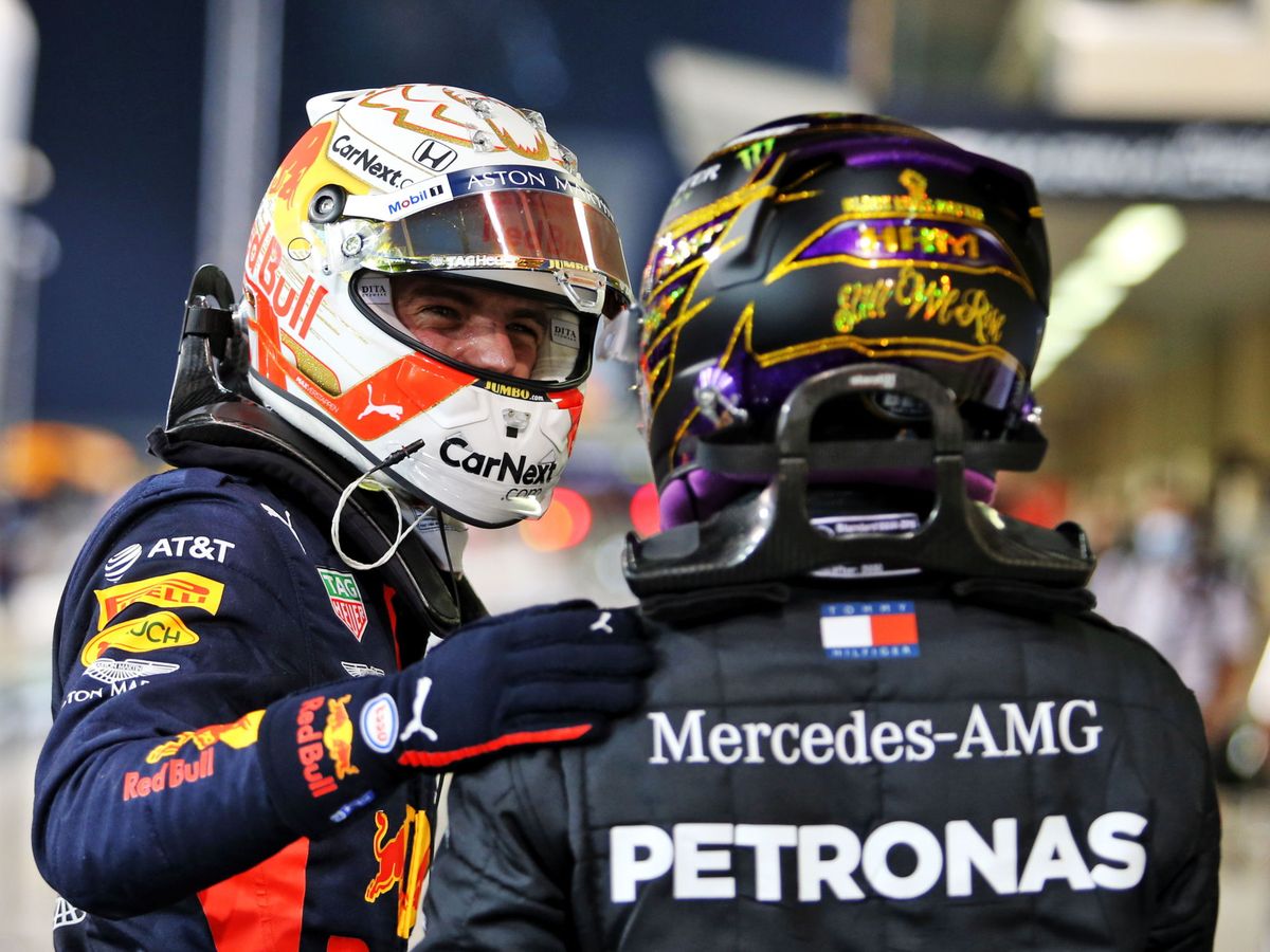 Foto: Max Verstappen logró su primera pole del año por tan solo 25 milésimas, ganando a Mercedes por primera vez desde 2014