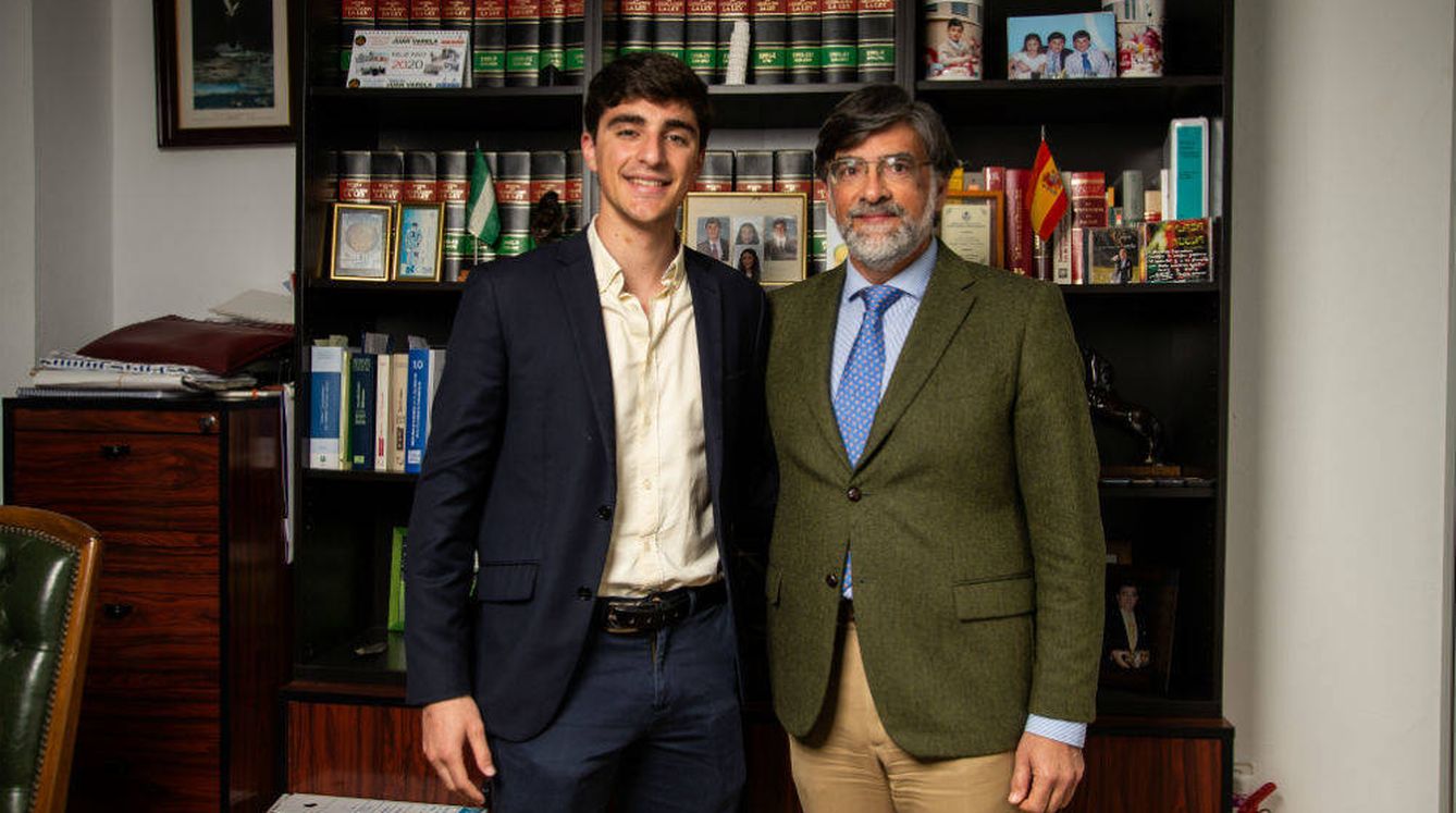 Juan Varela y su padre. (Fotografía: Fernando Ruso)