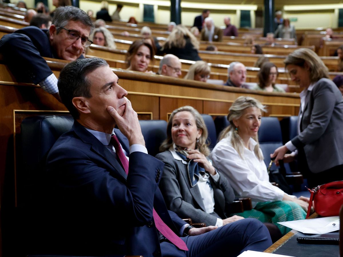 Foto: El presidente del Ejecutivo, Pedro Sánchez, durante la sesión de control al Gobierno este miércoles en el Congreso. (EFE/Mariscal)