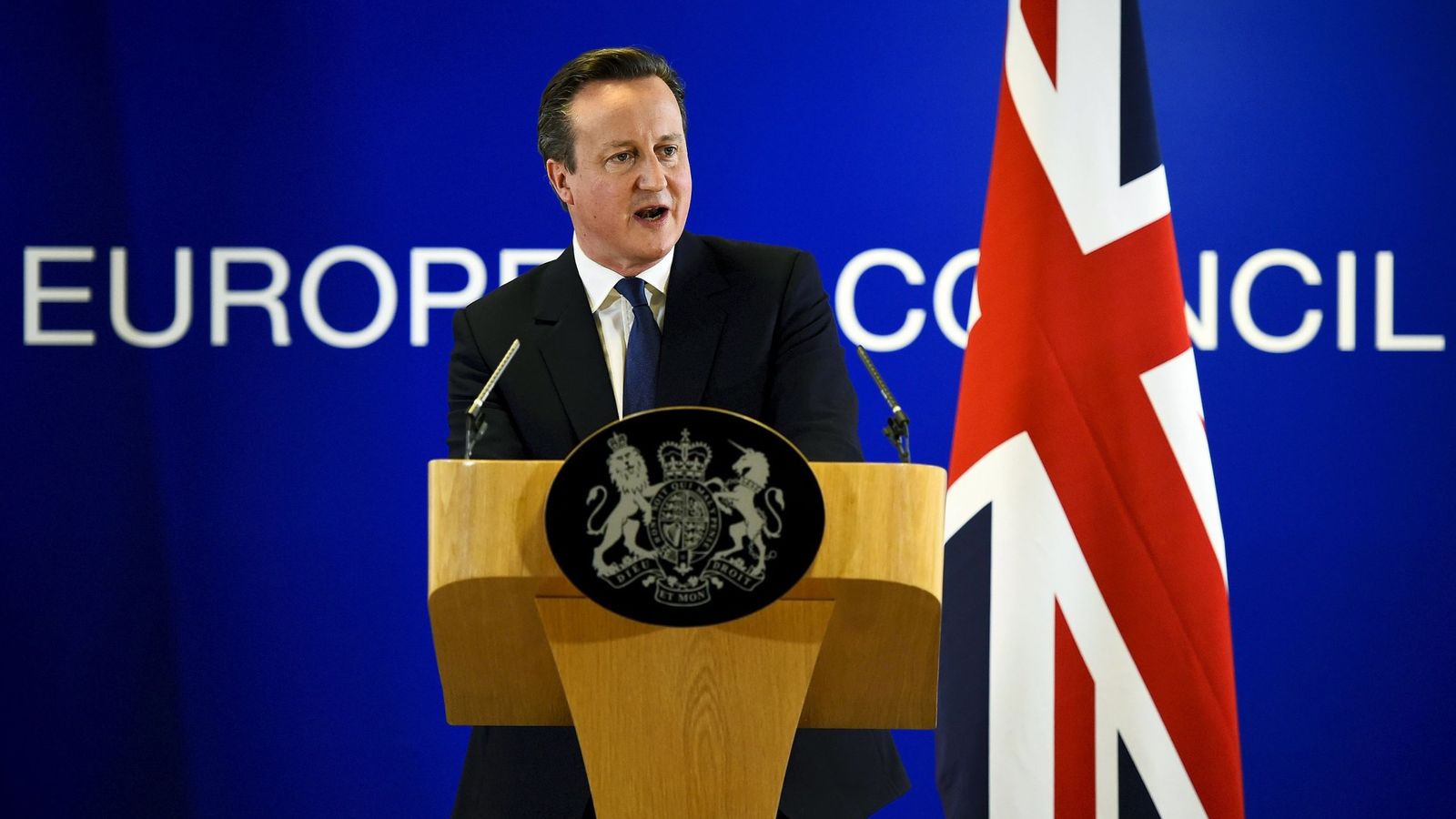 Foto: David Cameron tras la reunión europea en Bruselas. (Reuters)