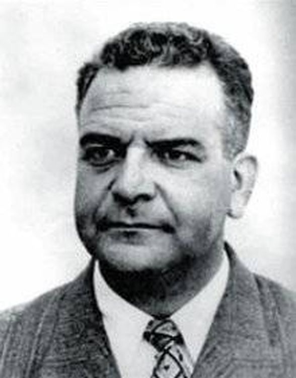 Ramón Mercader, en un retrato fotográfico de la época. (Wikipedia)