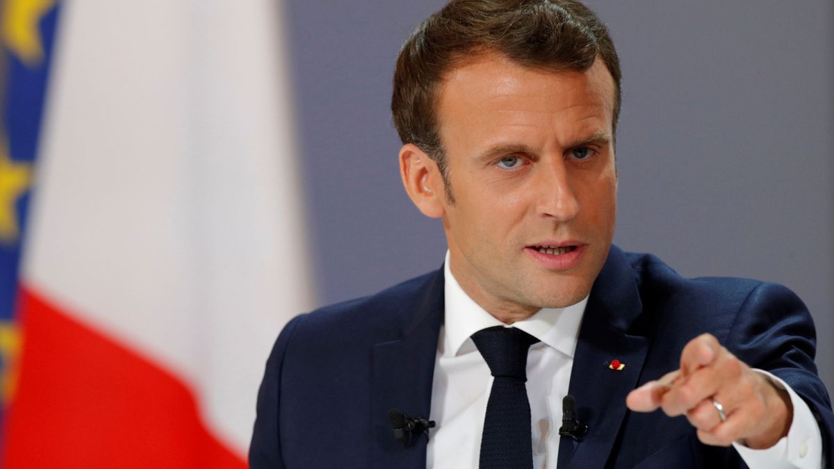 Plan de Macron para paliar la crisis social: bajada de impuestos y subida de pensiones