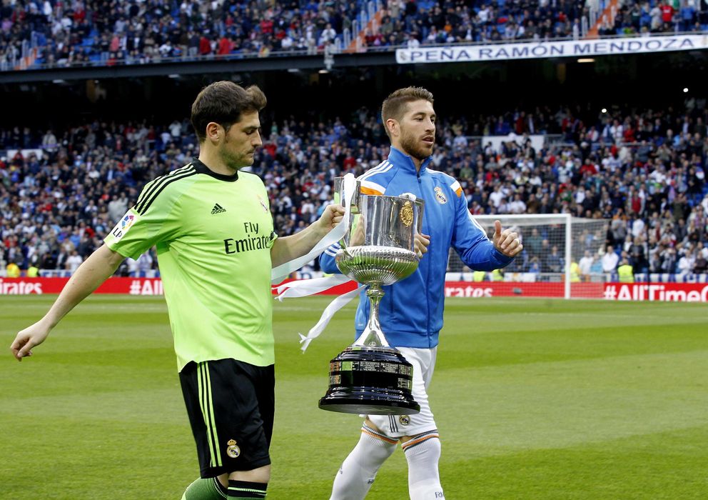 Foto: Iker Casillas y Sergio Ramos, con la última Copa del Rey (EFE).