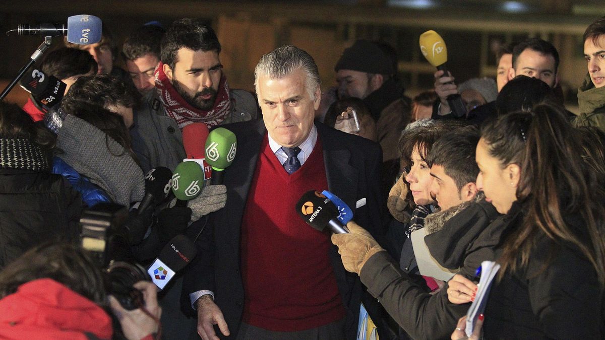 Bárcenas sale de la cárcel: "Luis ha sido fuerte y el PP no tiene nada que temer"