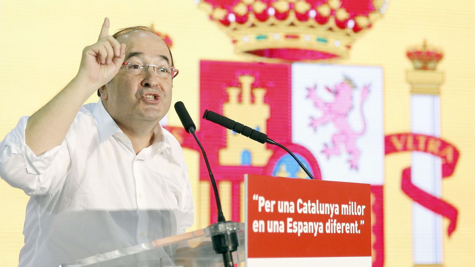 Foto: El candidato del PSC a la presidencia de la Generalitat, Miquel Iceta, Santa Coloma de Gramenet. (Efe)