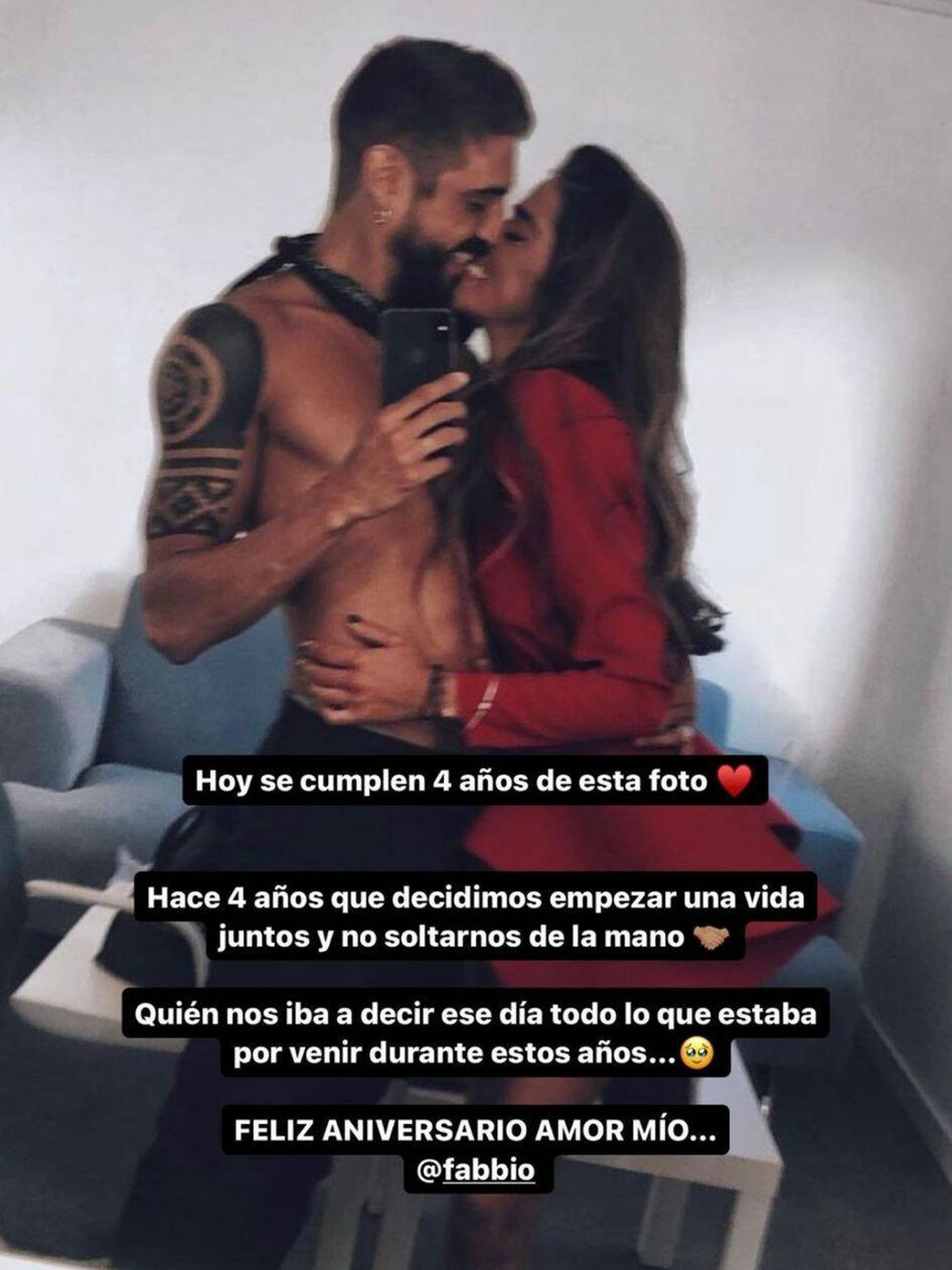 Fabio y Violeta comunican la noticia de su segundo embarazo el día de su cuarto aniversario. (Instagram/@violeta)