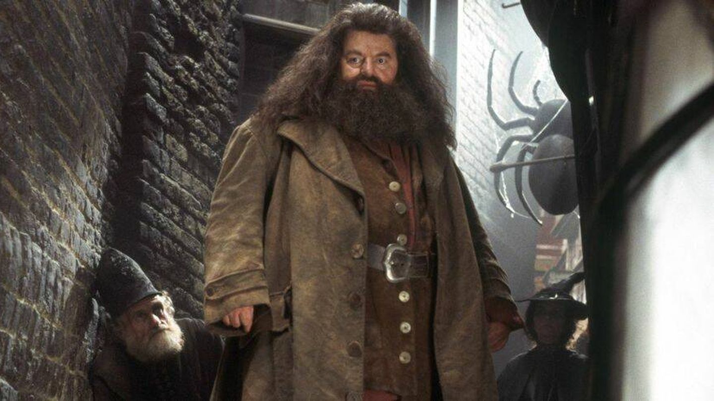 Robbie Coltrane como Rubeus Hagrid en Harry Potter. (Warner Bros)
