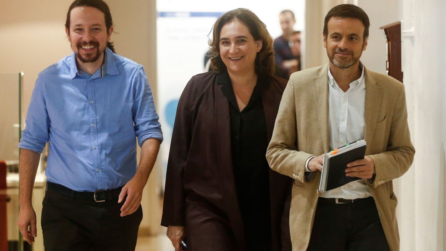 Pablo Iglesias, Ada Colau y Jaume Asens. (EFE)