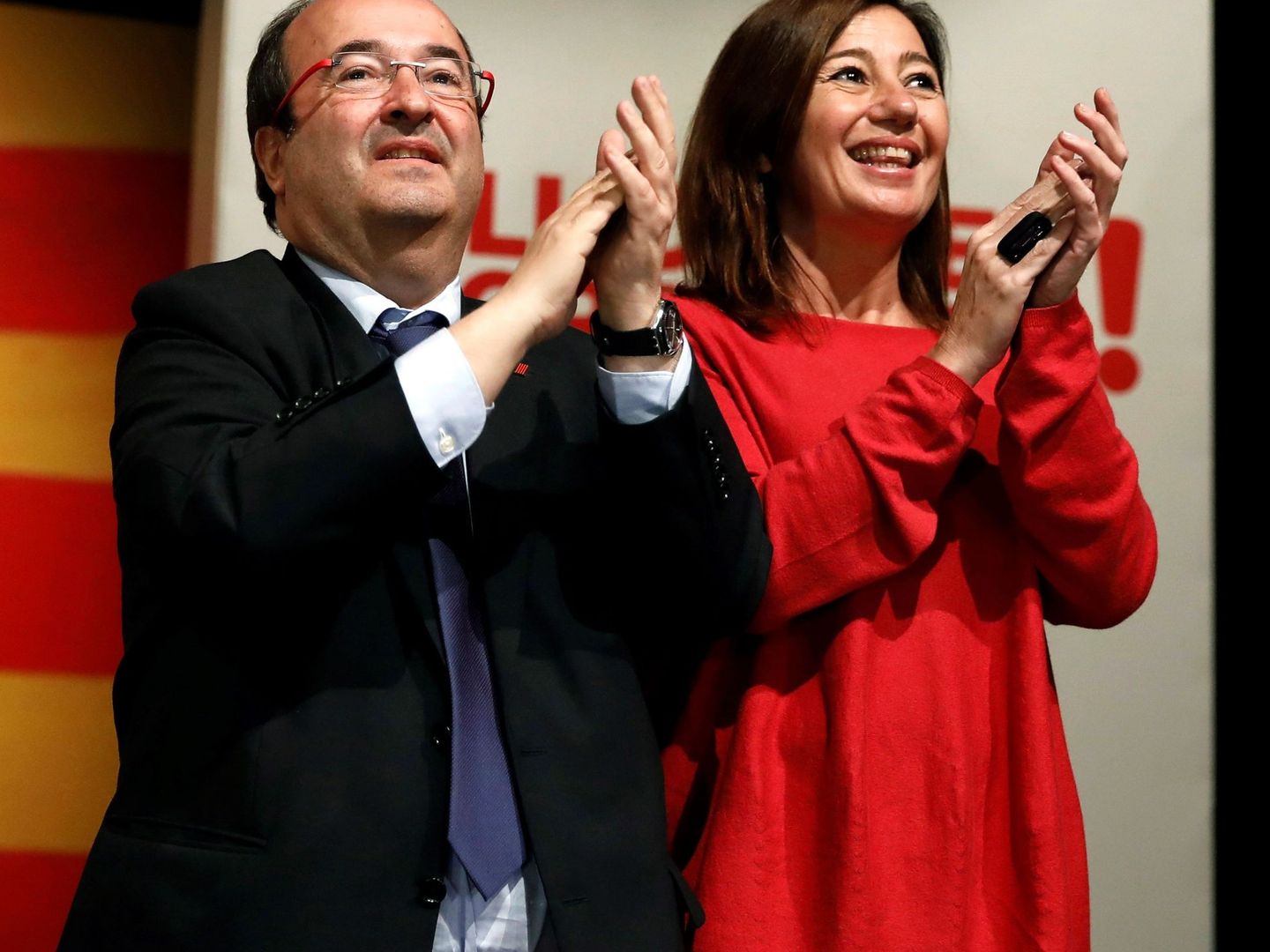 Miquel Iceta y la presidenta balear, Francina Armengol, el pasado 12 de diciembre en un mitin de campaña en Rubí, Barcelona. (EFE)