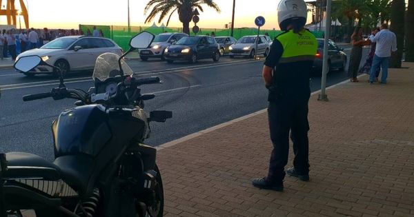 Foto: Agente de la Policía portuaria de Huelva (Policía de Huelva)