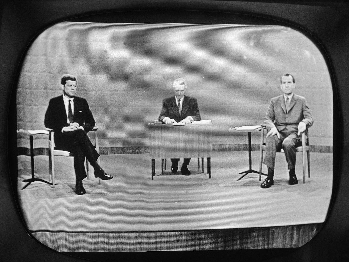 Debate televisado del candidato demócrata a la presidencia, John Fitzgerald Kennedy, y el republicano, Richard Nixon, en 1960. (Reuters)