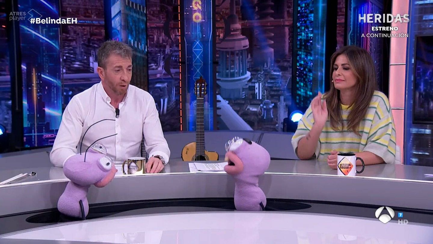 Pablo Motos y Nuria Roca, en 'El hormiguero'. (Antena 3)