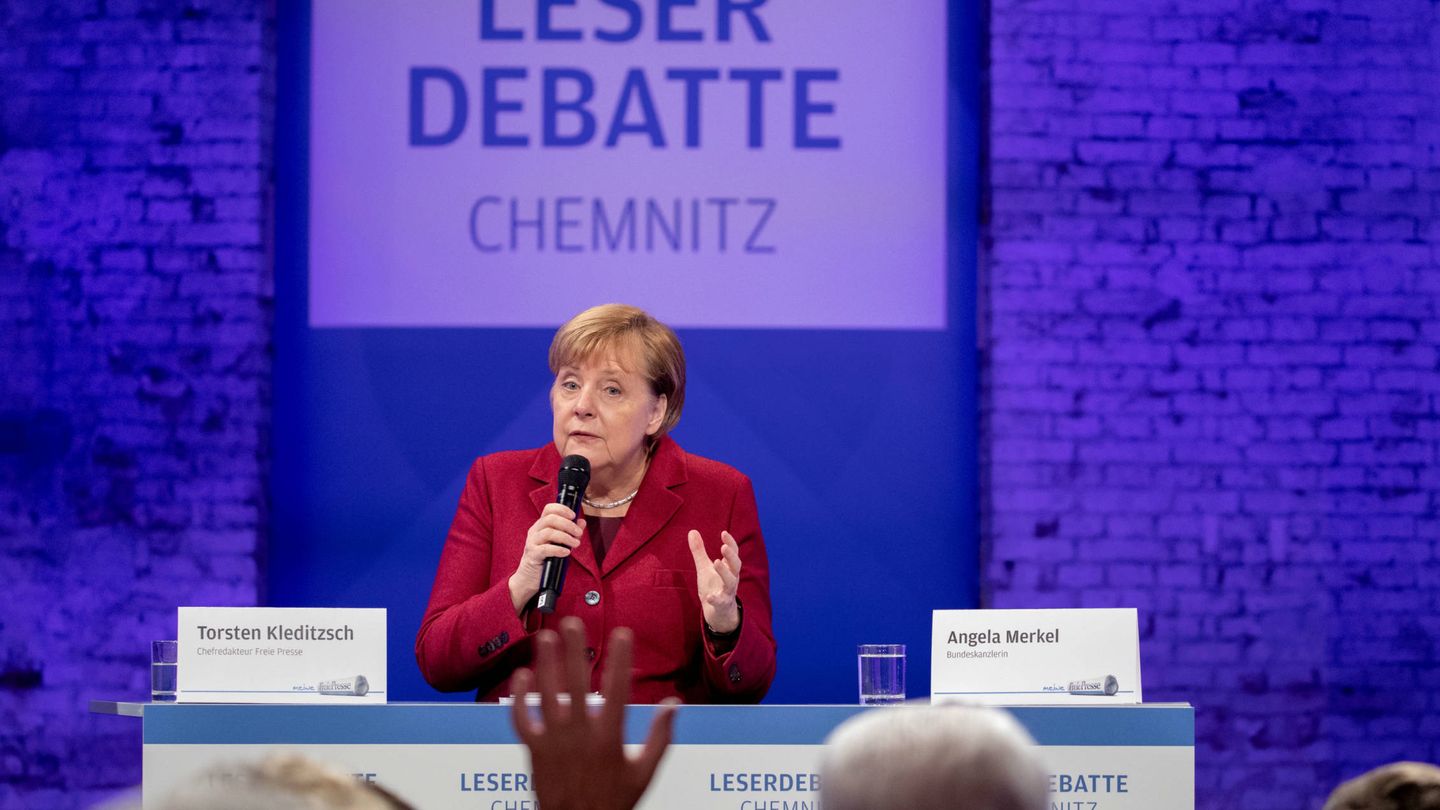 La canciller Merkel durante un debate con lectores de 'Freie Presse', en Chemnitz. (Reuters)