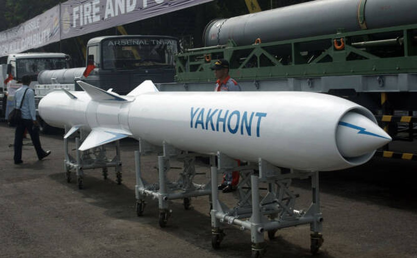 El P-800 Oniks podría ser el misil que se ha hecho pasar por el Zircón en la pruebas de vídeo rusas. 