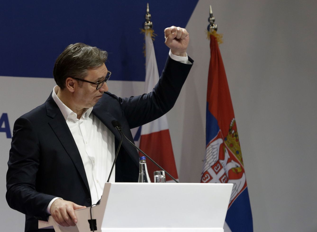Vucic durante un evento de la campaña electoral serbia. (Reuters)
