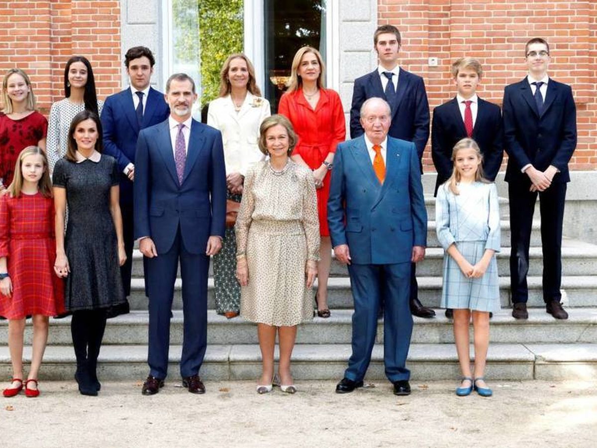 Foto: La familia del Rey, en el 80 cumpleaños de doña Sofía. (EFE)