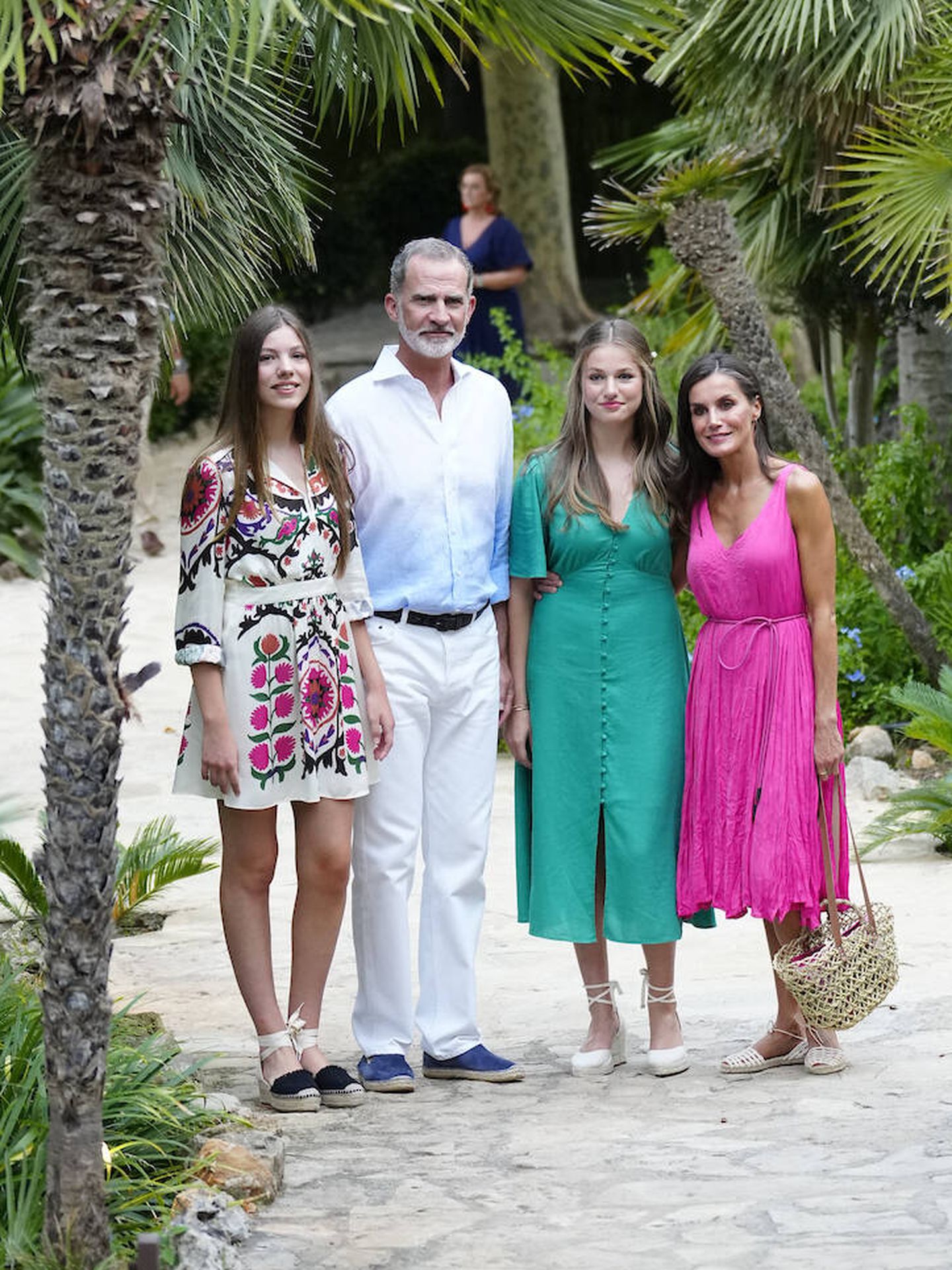 Don Felipe y Doña Letizia disfrutan de sus vacaciones junto a sus hijas Leonor y Sofía. (LP)