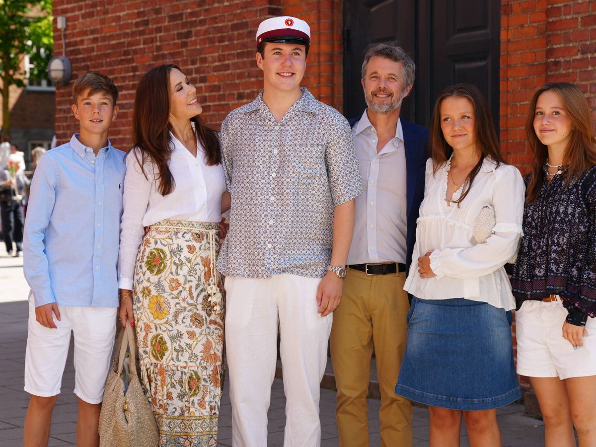 Foto: El príncipe Christian junto a sus padres y sus hermanos. (Gtres)