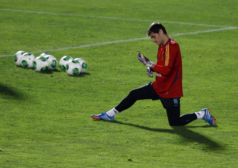 Foto: Iker Casillas con la Selección (Reuters).