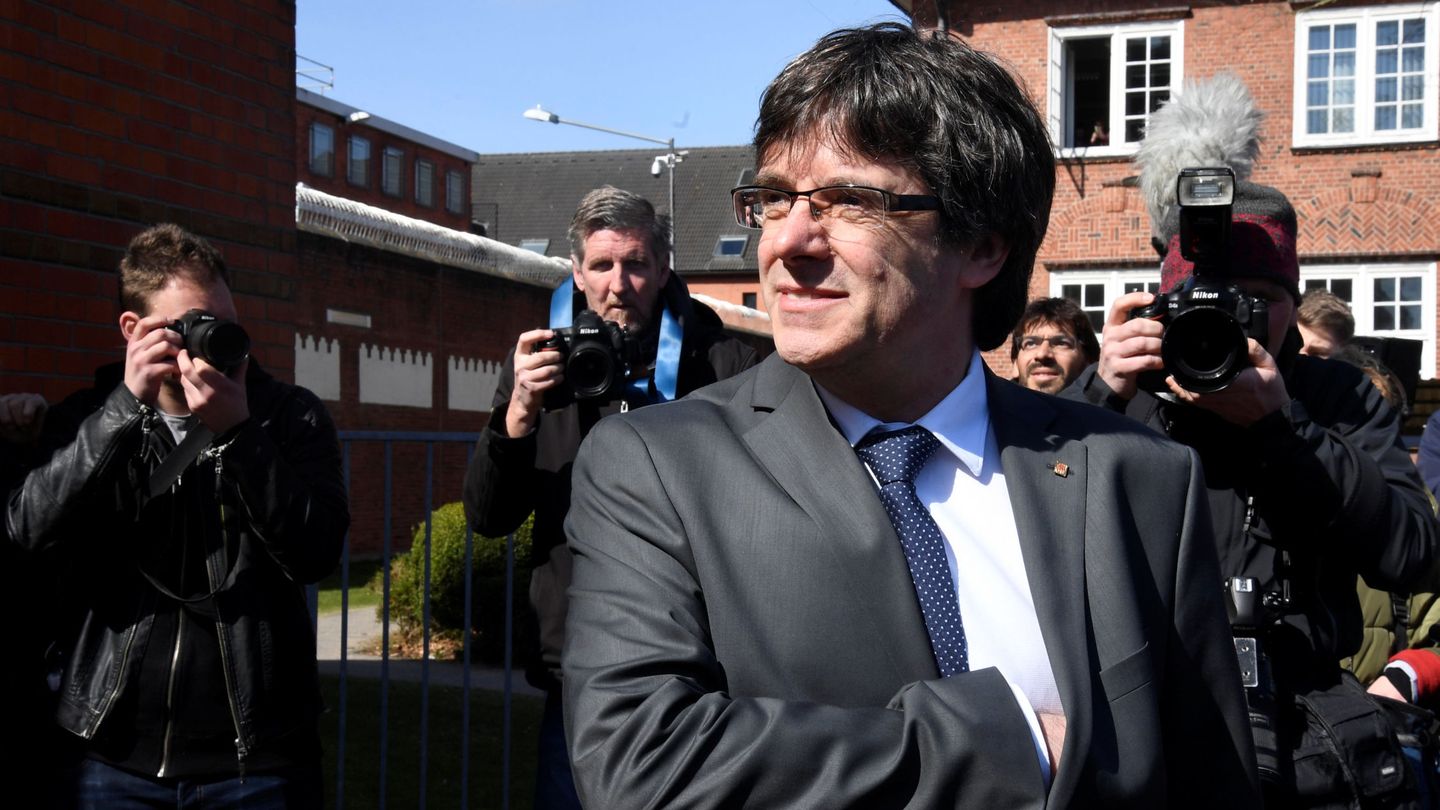 Puigdemont a su salida de la prisión alemana. (Reuters)